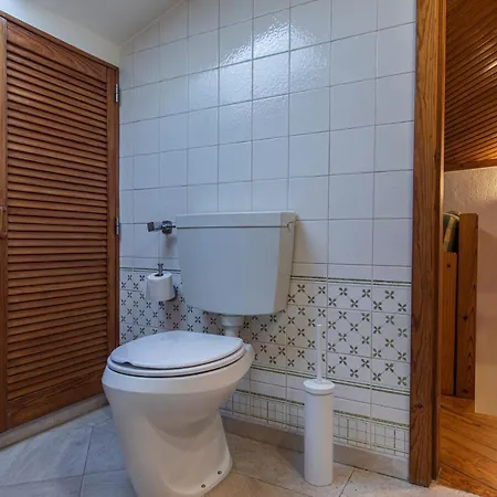 Lovesome In By Lovelystay Daire